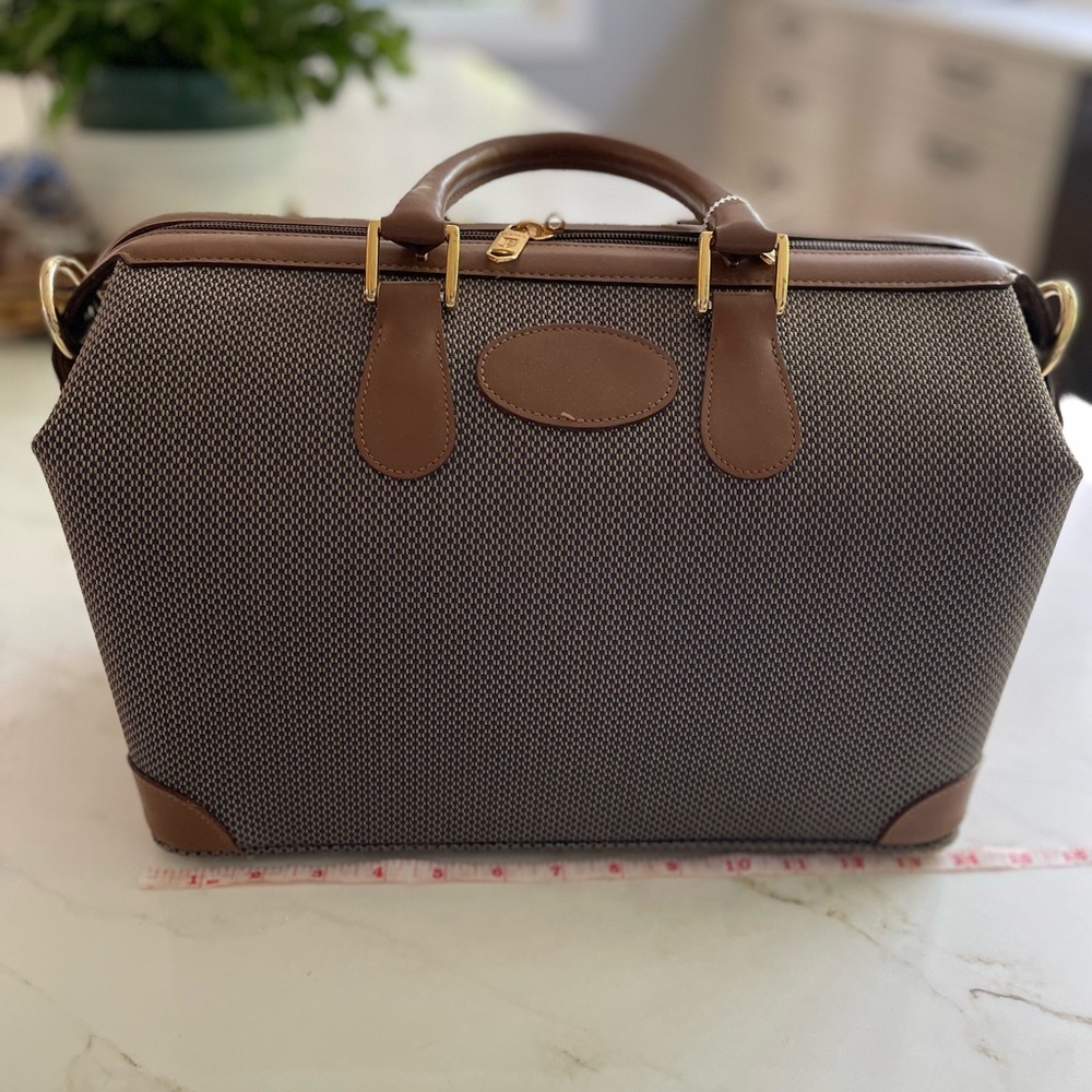 Vintage Elegant French Brown and Gray travel Bag.